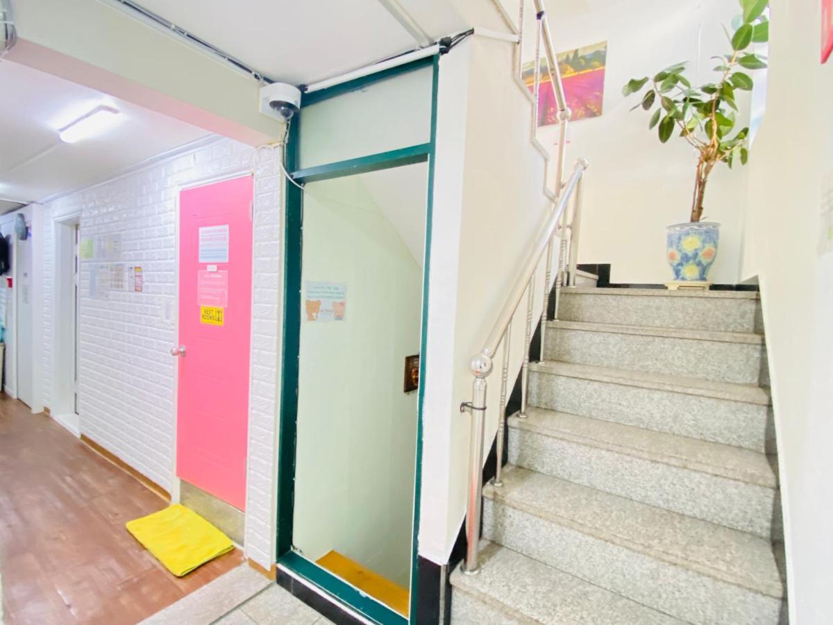 Aroha Guesthouse Seoul Station Εξωτερικό φωτογραφία