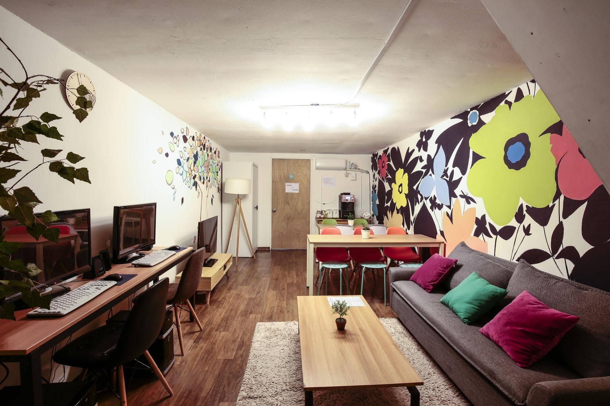 Aroha Guesthouse Seoul Station Εξωτερικό φωτογραφία
